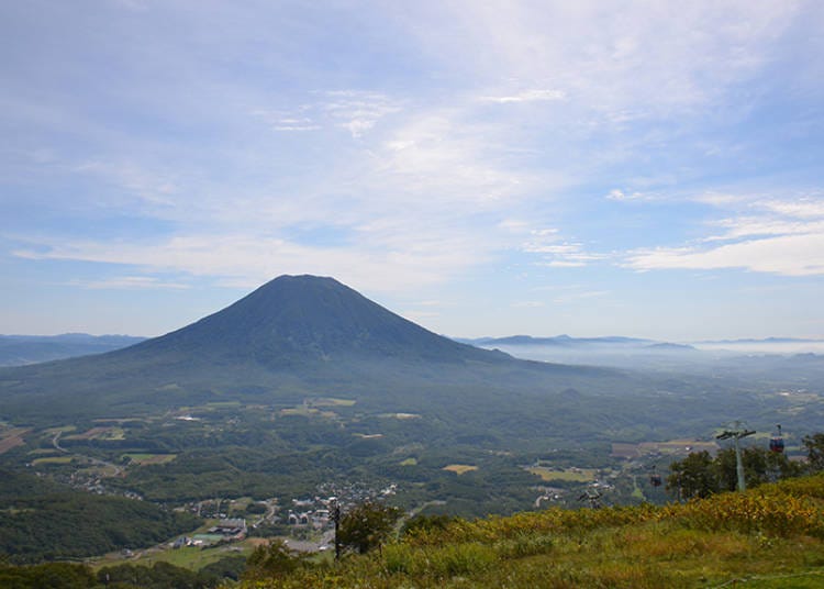 【羊蹄山の絶景 その4】ゴンドラに乗って山の上から羊蹄山とニセコを望む